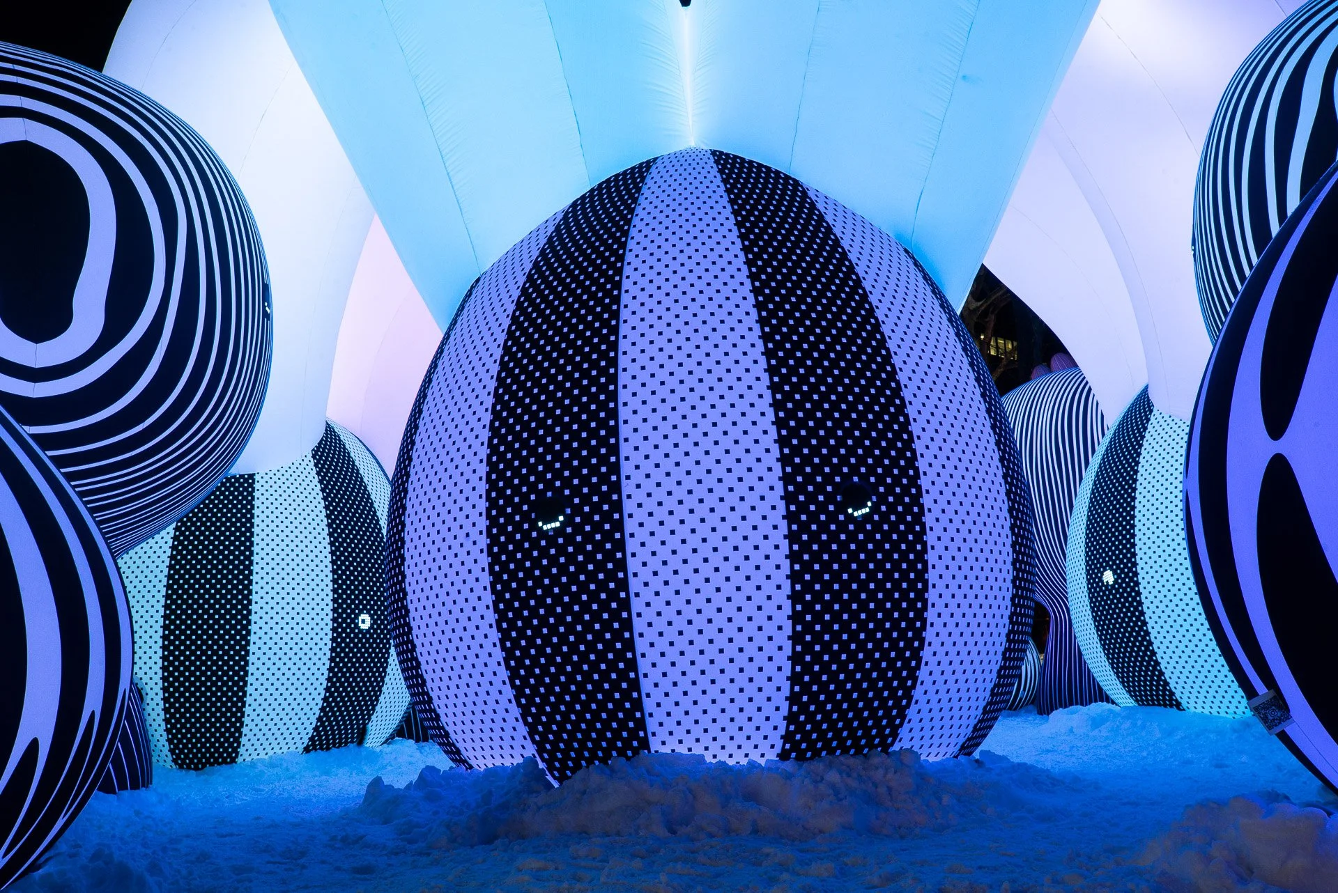 AIRSHIP ORCHESTRA | Inflatable Light Art & Interactive Public<br